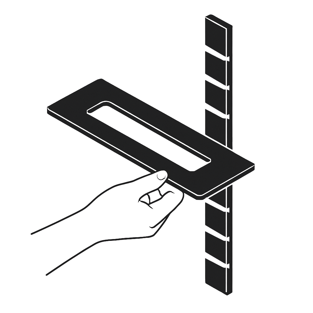 Ajout des tablettes servant à tenir les bouteilles de vin sur l'étagère Wine Line